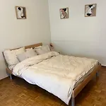 Cozy 2nd' Floor, Champel Appartement *
